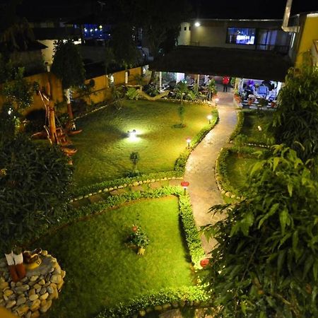 פוקהרה Hotel Homeland מראה חיצוני תמונה